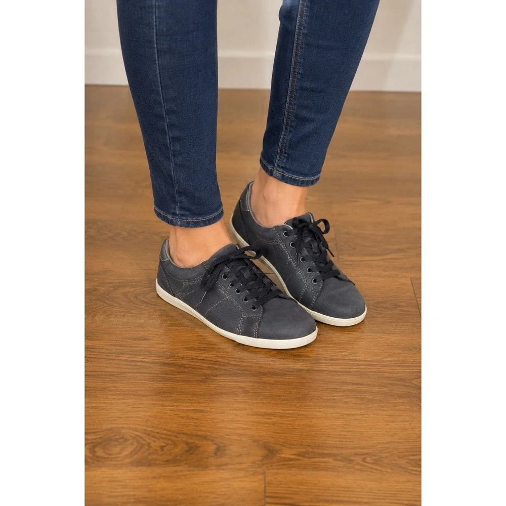 Aravon Womens Suede Leather Comfort  Walking Sneakers Size 7.5 Blue Low Top